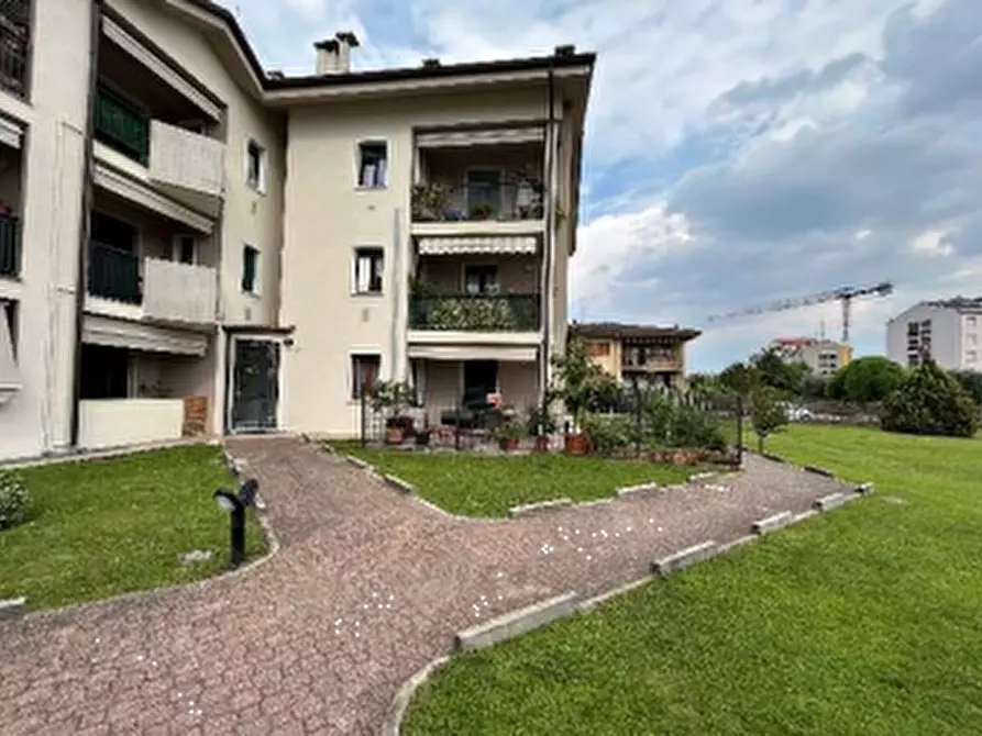 Immagine 2 di Appartamento in vendita  in Via Molinara a Bussolengo