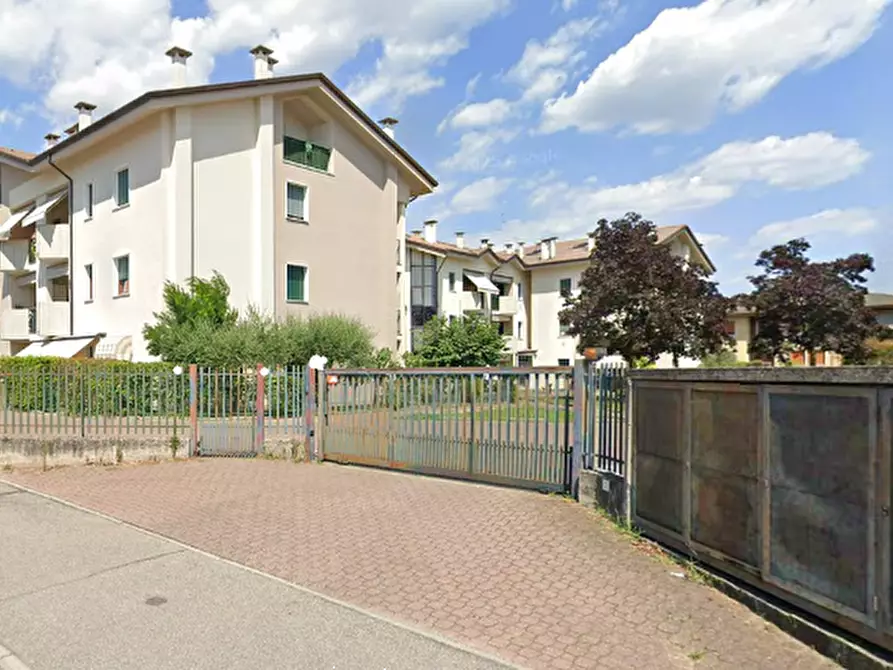 Immagine 3 di Appartamento in vendita  in Via Molinara a Bussolengo