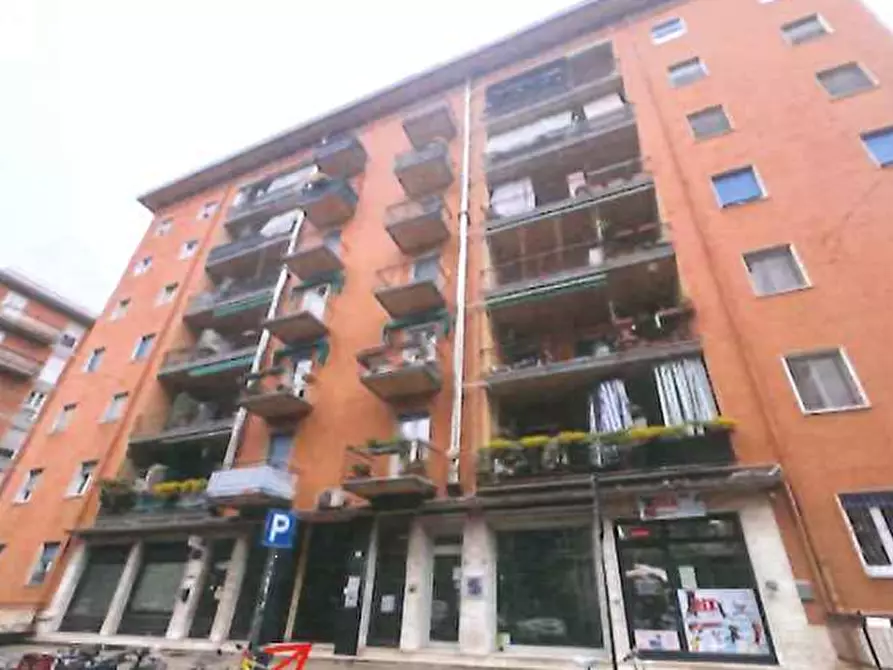 Immagine 1 di Appartamento in vendita  in Via Adriano Cristofoli a Verona