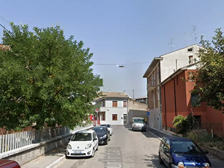 Immagine 6 di Appartamento in vendita  in Via Durlindana a Verona