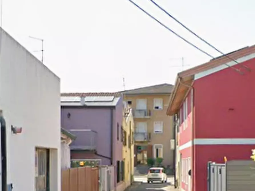 Immagine 7 di Appartamento in vendita  in Via Barrucchella a Verona