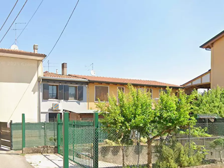 Immagine 9 di Appartamento in vendita  in Via Barrucchella a Verona