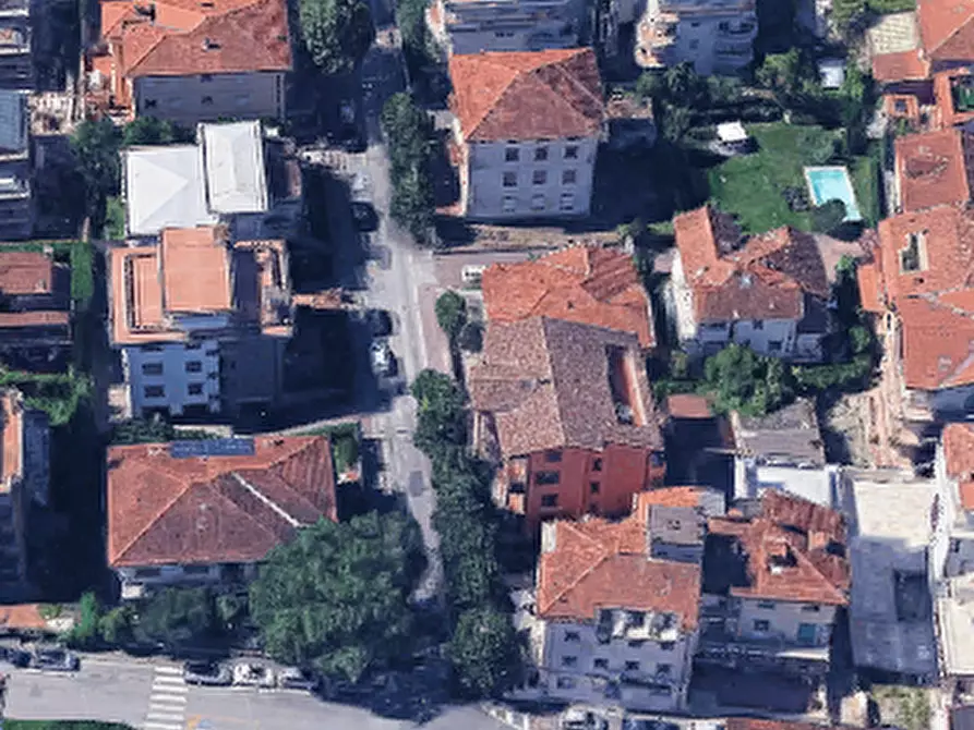 Immagine 13 di Appartamento in vendita  in Via Torino a Montecatini Terme