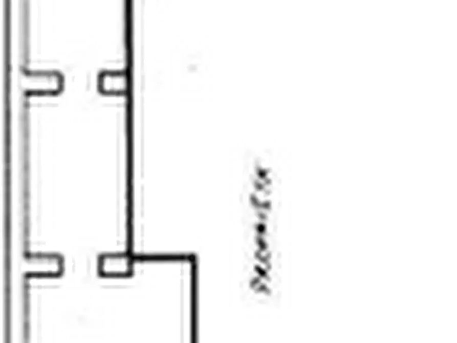 Immagine 7 di Magazzino in vendita  in Via Cenadi a Roma