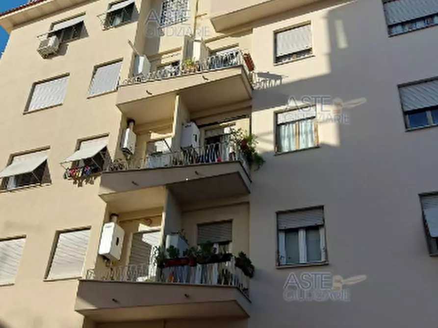 Immagine 11 di Appartamento in vendita  in Via Giuseppe Cerbara a Roma