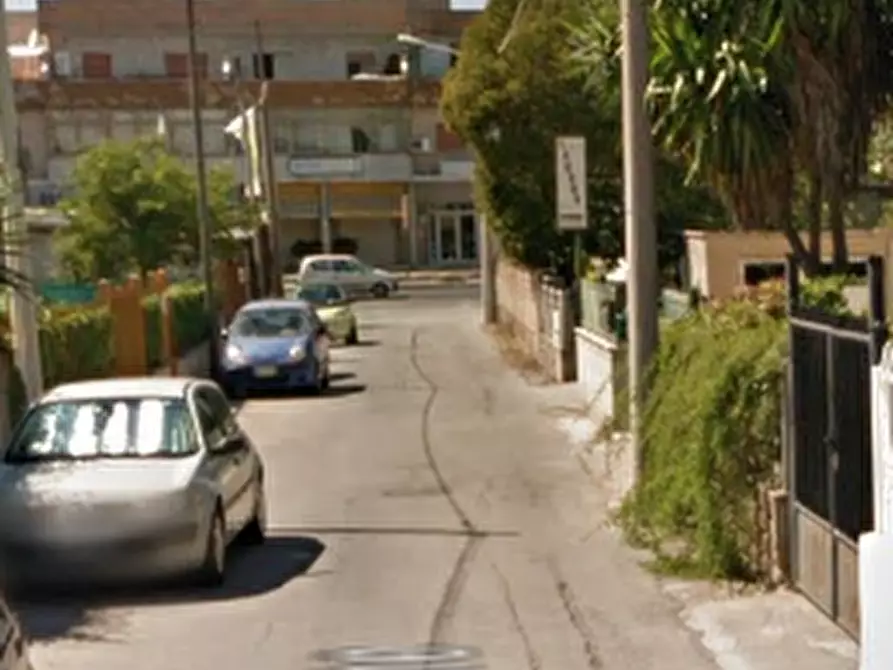 Immagine 13 di Appartamento in vendita  in Via Valmontone a Anzio