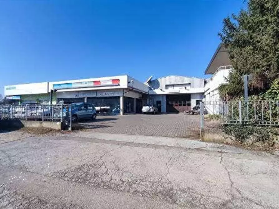 Immagine 4 di Negozio in vendita  in Via Padulli a Forli'