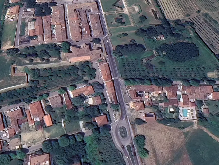 Immagine 4 di Negozio in vendita  in Via Armando Diaz  a Castrocaro Terme E Terra Del Sole