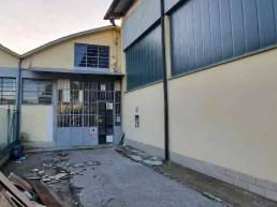 Immagine 1 di Laboratorio in vendita  in Via C. Monari a Castrocaro Terme E Terra Del Sole