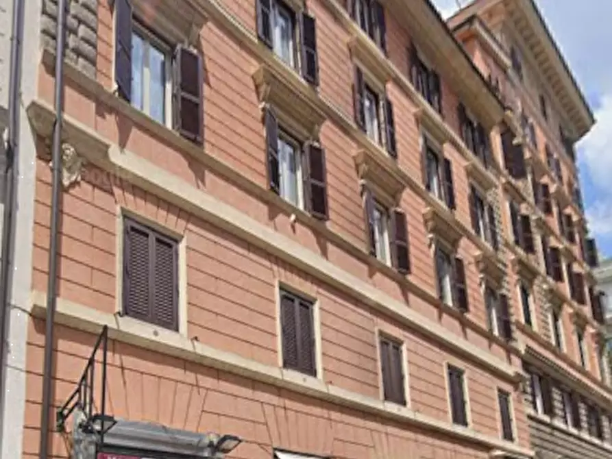 Immagine 2 di Appartamento in vendita  in Via Lazio a Roma