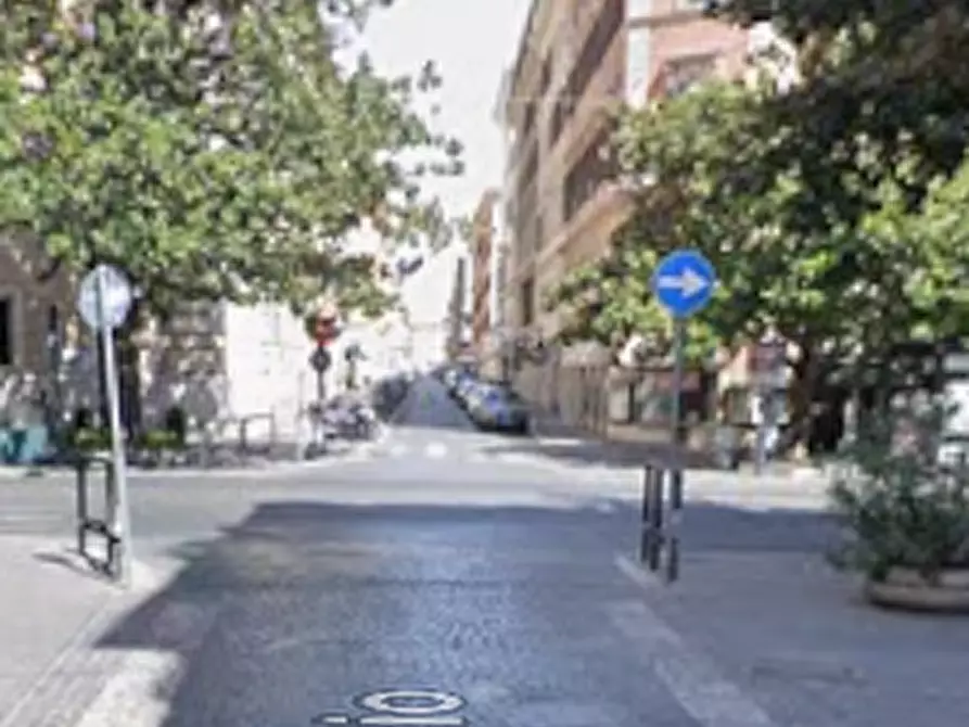 Immagine 6 di Appartamento in vendita  in Via Lazio a Roma