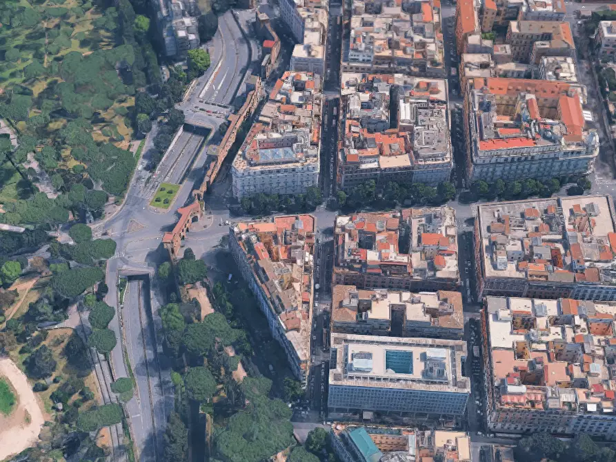 Immagine 8 di Appartamento in vendita  in Via Lazio a Roma