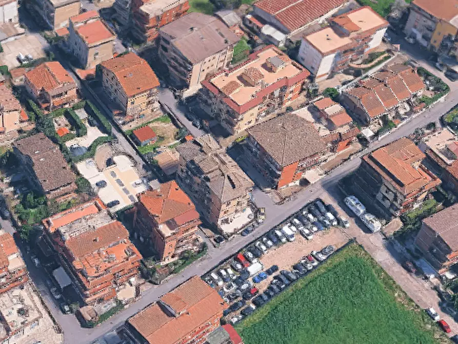 Immagine 13 di Magazzino in vendita  in Via Cenadi a Roma