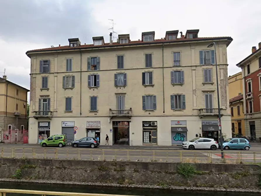 Immagine 2 di Appartamento in vendita  in Via Ascanio Sforza a Milano