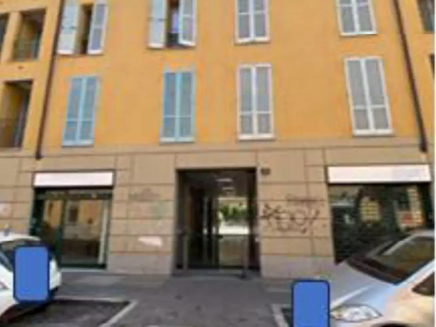 Immagine 3 di Appartamento in vendita  in Via Ugo Foscolo a Corsico