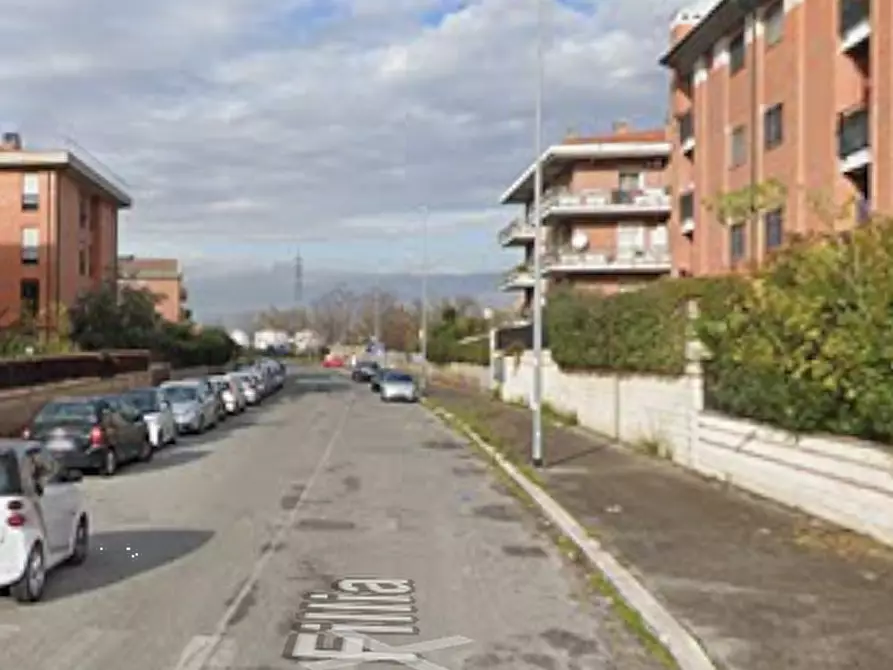 Immagine 1 di Posto auto in vendita  in Via Fillia a Roma