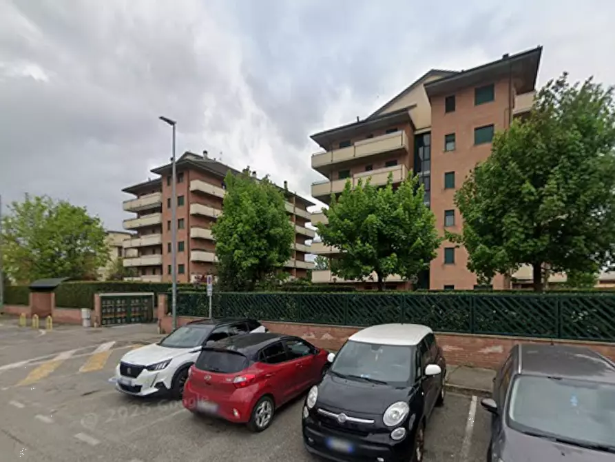 Immagine 10 di Appartamento in vendita  in via Massimo D'Antona a Pioltello