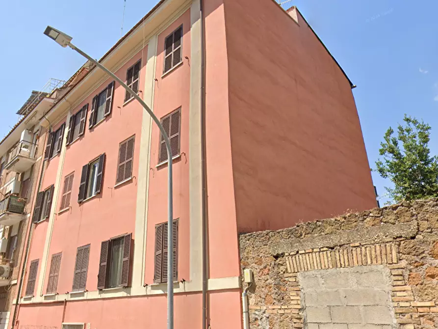 Immagine 4 di Appartamento in vendita  in Via Natale Palli a Roma