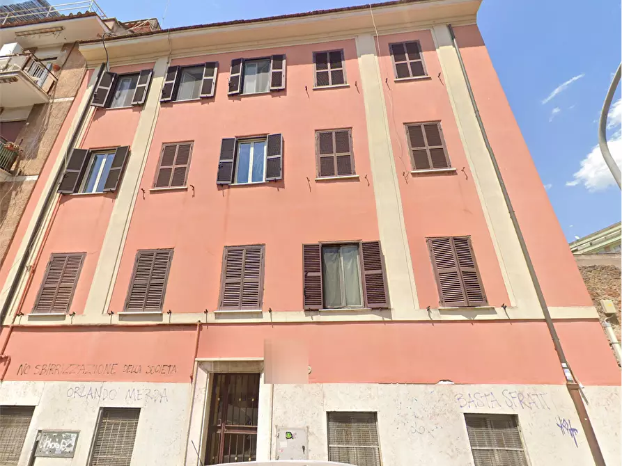 Immagine 5 di Appartamento in vendita  in Via Natale Palli a Roma