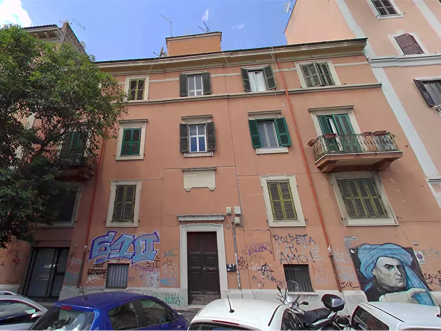 Immagine 9 di Negozio in vendita  in Via Erasmo Gattamelata a Roma