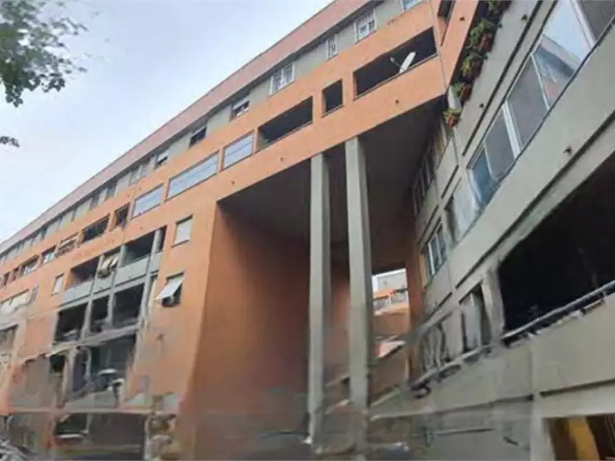 Immagine 1 di Appartamento in vendita  in Via Gallicano nel Lazio a Roma