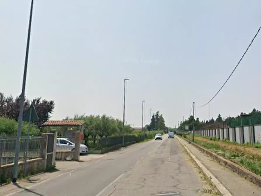 Immagine 9 di Magazzino in vendita  in Via S. Michele a Verona