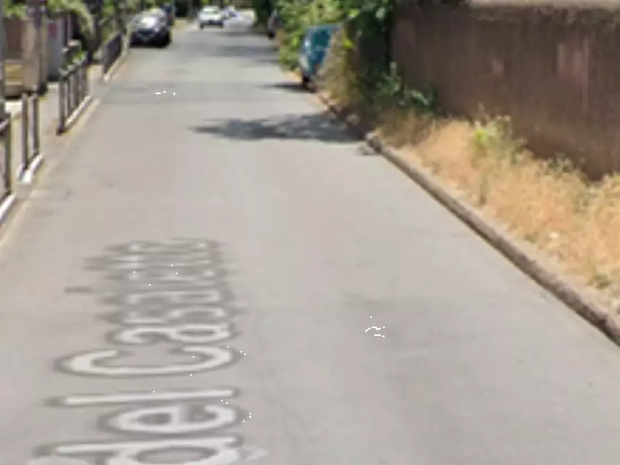 Immagine 5 di Posto auto in vendita  in Via del Casaletto a Roma