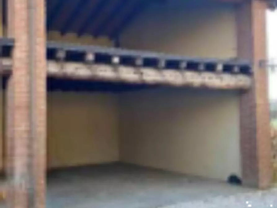 Immagine 3 di Stabile in vendita  in Via San Giacomo  a Rezzato