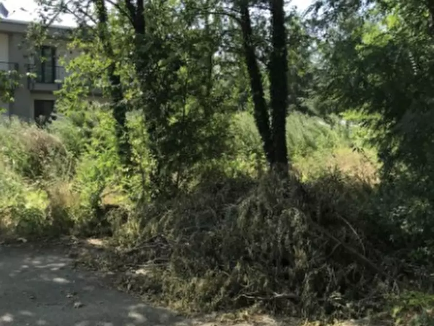 Immagine 3 di Terreno edificabile in vendita  in Via Roggia Morlana a Cavernago