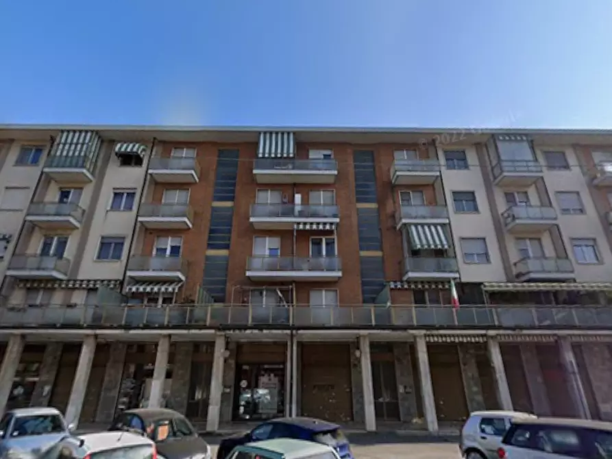 Immagine 5 di Appartamento in vendita  in Via Montello a Venaria Reale