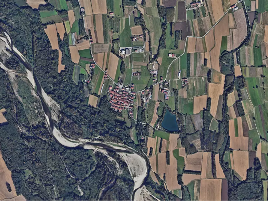 Immagine 10 di Terreno agricolo in vendita  in Frazione Cortereggio a San Giorgio Canavese