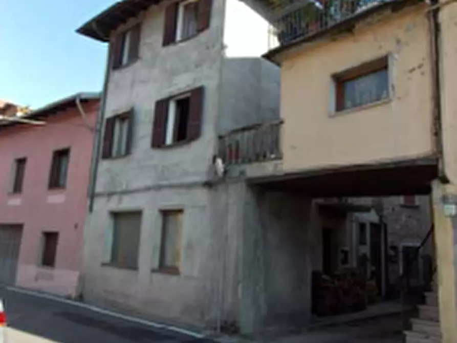 Immagine 8 di Appartamento in vendita  in Via San Martino a Esine