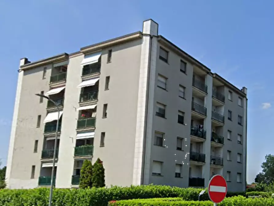 Immagine 4 di Appartamento in vendita  in Via Sant'Angela Merici a Chiari