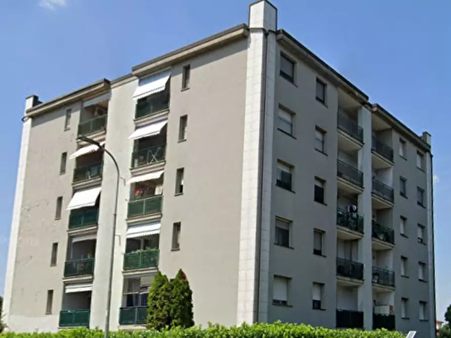 Immagine 6 di Appartamento in vendita  in Via Sant'Angela Merici a Chiari