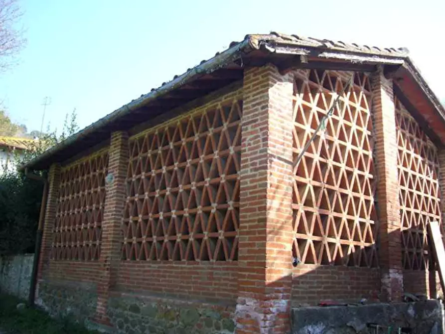 Immagine 3 di Villa in vendita  in Via Ciro Menotti a Reggello