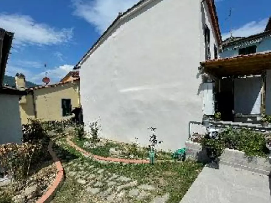 Immagine 6 di Casa indipendente in vendita  in Via Ceraio a Vernio