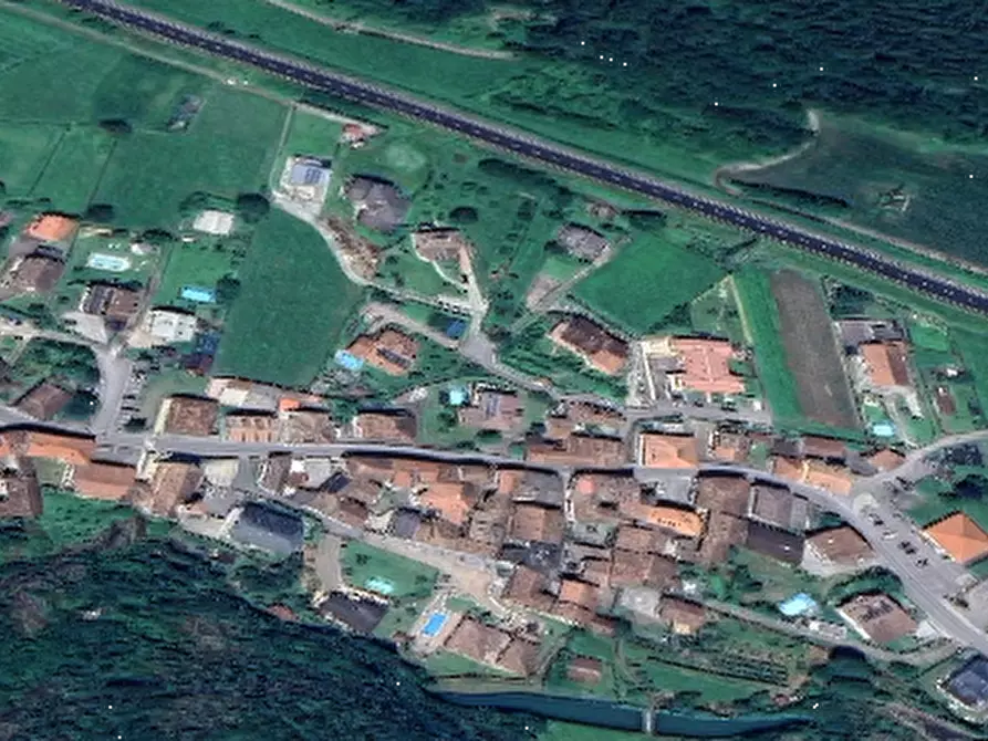 Immagine 6 di Appartamento in vendita  in Via San Martino a Esine