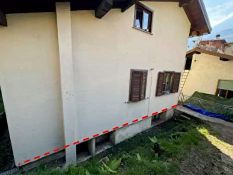 Immagine 7 di Porzione di casa in vendita  in Via Vittorio Emanuele a Introbio