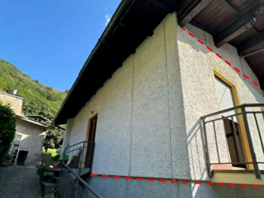 Immagine 6 di Appartamento in vendita  in Via Vittorio Emanuele a Introbio