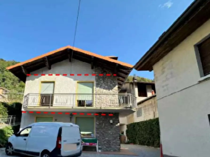 Immagine 13 di Appartamento in vendita  in Via Vittorio Emanuele a Introbio