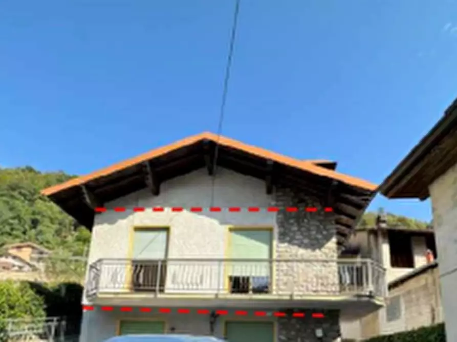 Immagine 14 di Appartamento in vendita  in Via Vittorio Emanuele a Introbio