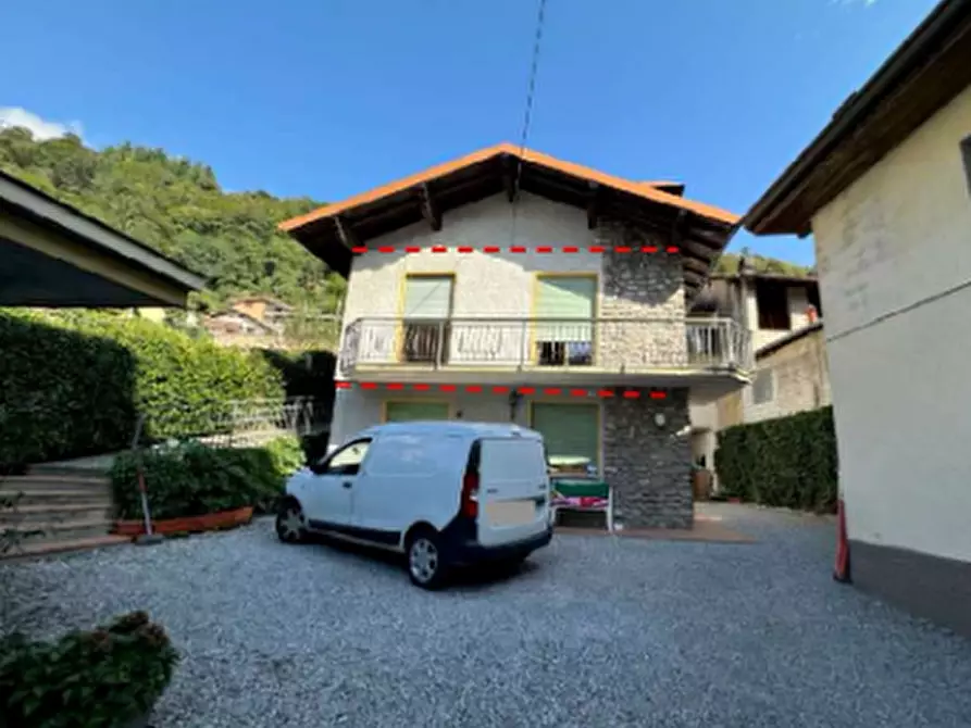 Immagine 15 di Appartamento in vendita  in Via Vittorio Emanuele a Introbio