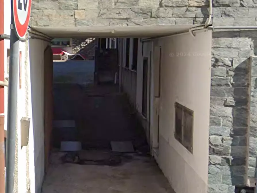 Immagine 19 di Appartamento in vendita  in Via Vittorio Emanuele a Introbio