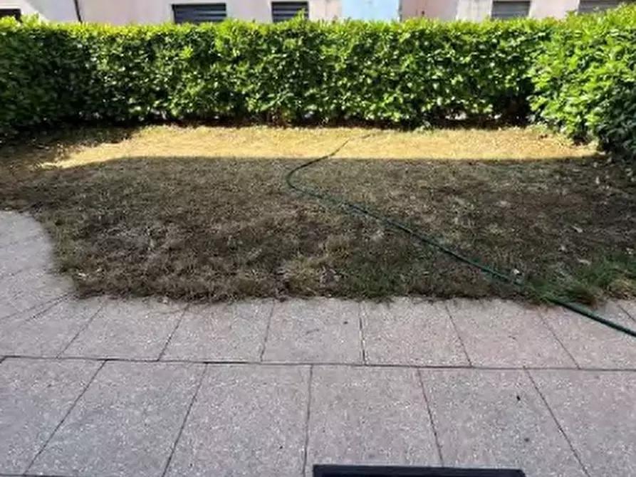 Immagine 10 di Appartamento in vendita  in Via Guglielmo Marconi  a Costa Masnaga