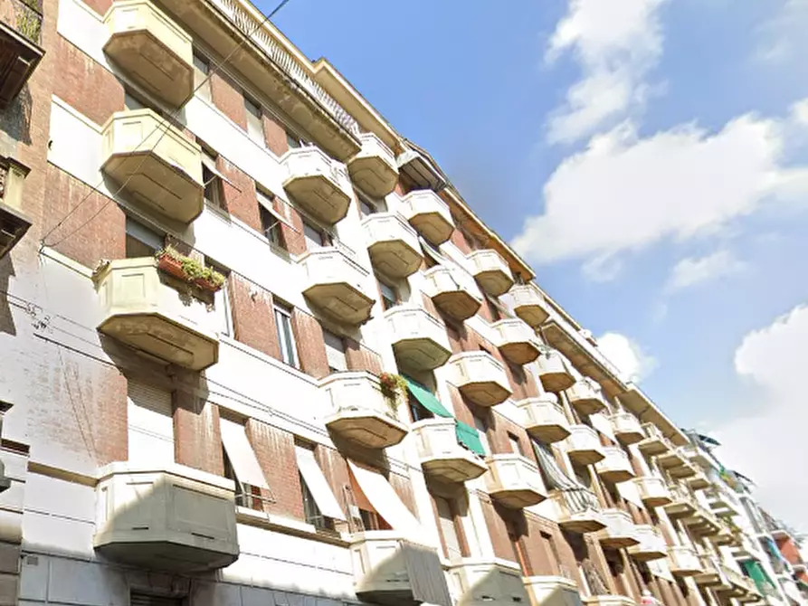 Immagine 4 di Appartamento in vendita  in Via Leinì  a Torino