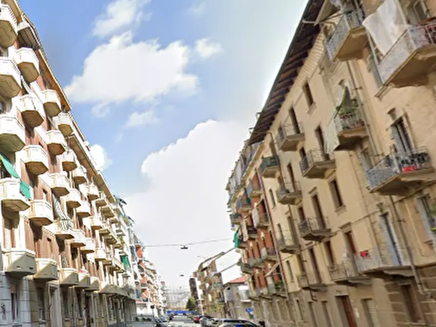 Immagine 16 di Appartamento in vendita  in Via Leinì  a Torino
