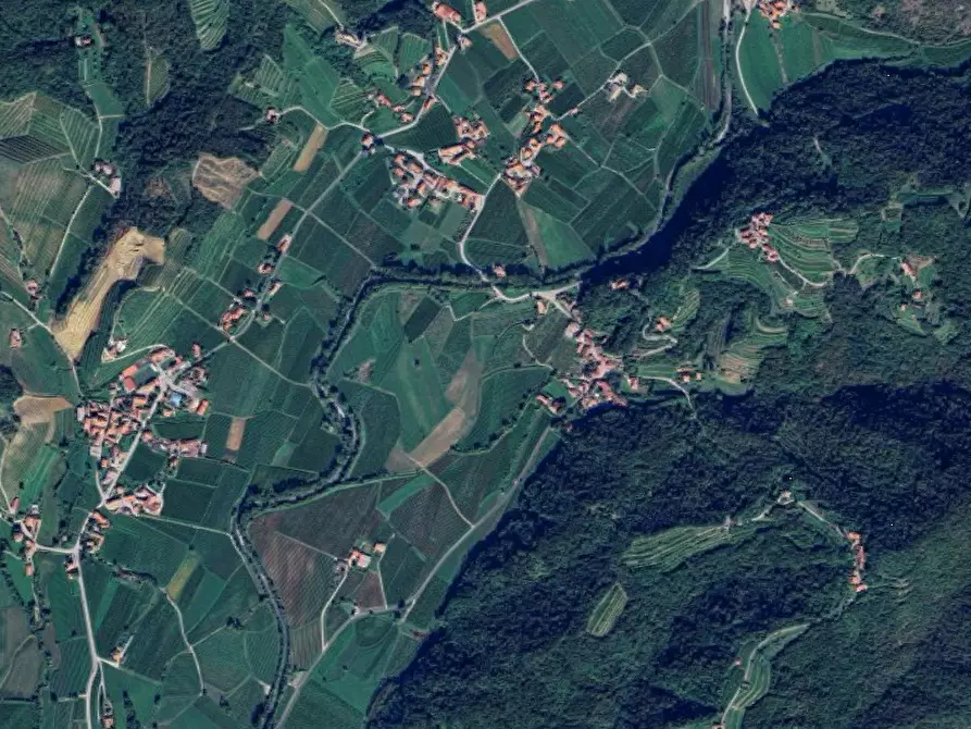 Immagine 20 di Porzione di casa in vendita  in Via Mernico a Dolegna Del Collio