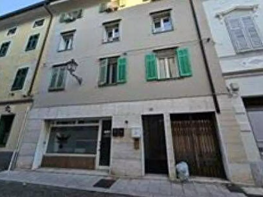Immagine 1 di Negozio in vendita  in Via S. Giovanni a Gorizia