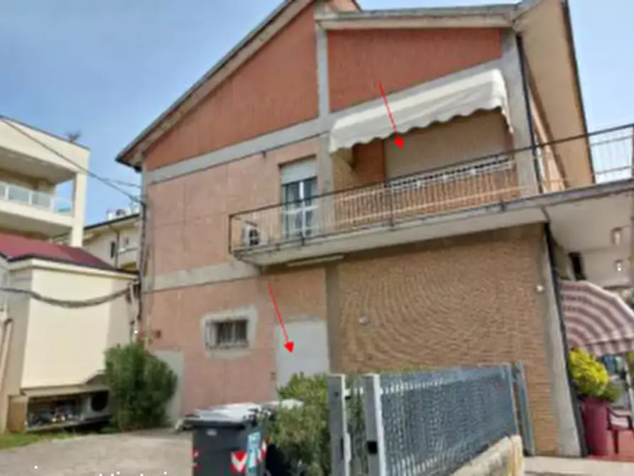 Immagine 7 di Appartamento in vendita  in Via Tavoleto a San Clemente