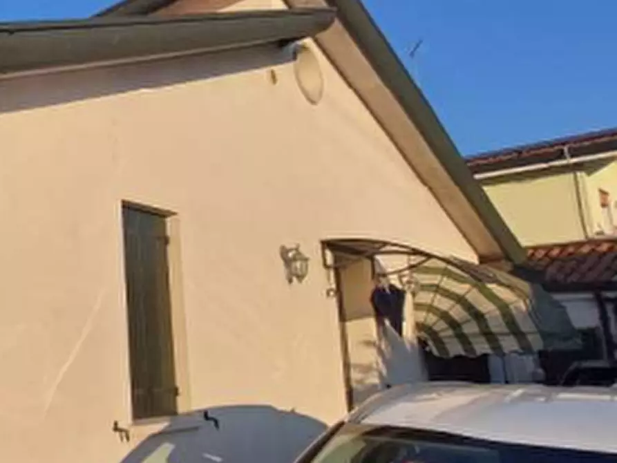 Immagine 11 di Appartamento in vendita  in Via Guglielmo Marconi a Campagna Lupia